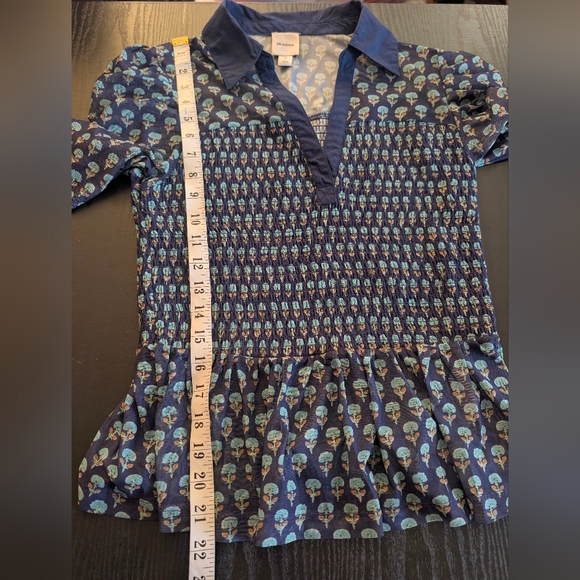 Maeve Anthropologie Short-Sleeve Smocked Polo Top Navy Floral Boho Preppy SZ M - Picture 7 of 9
